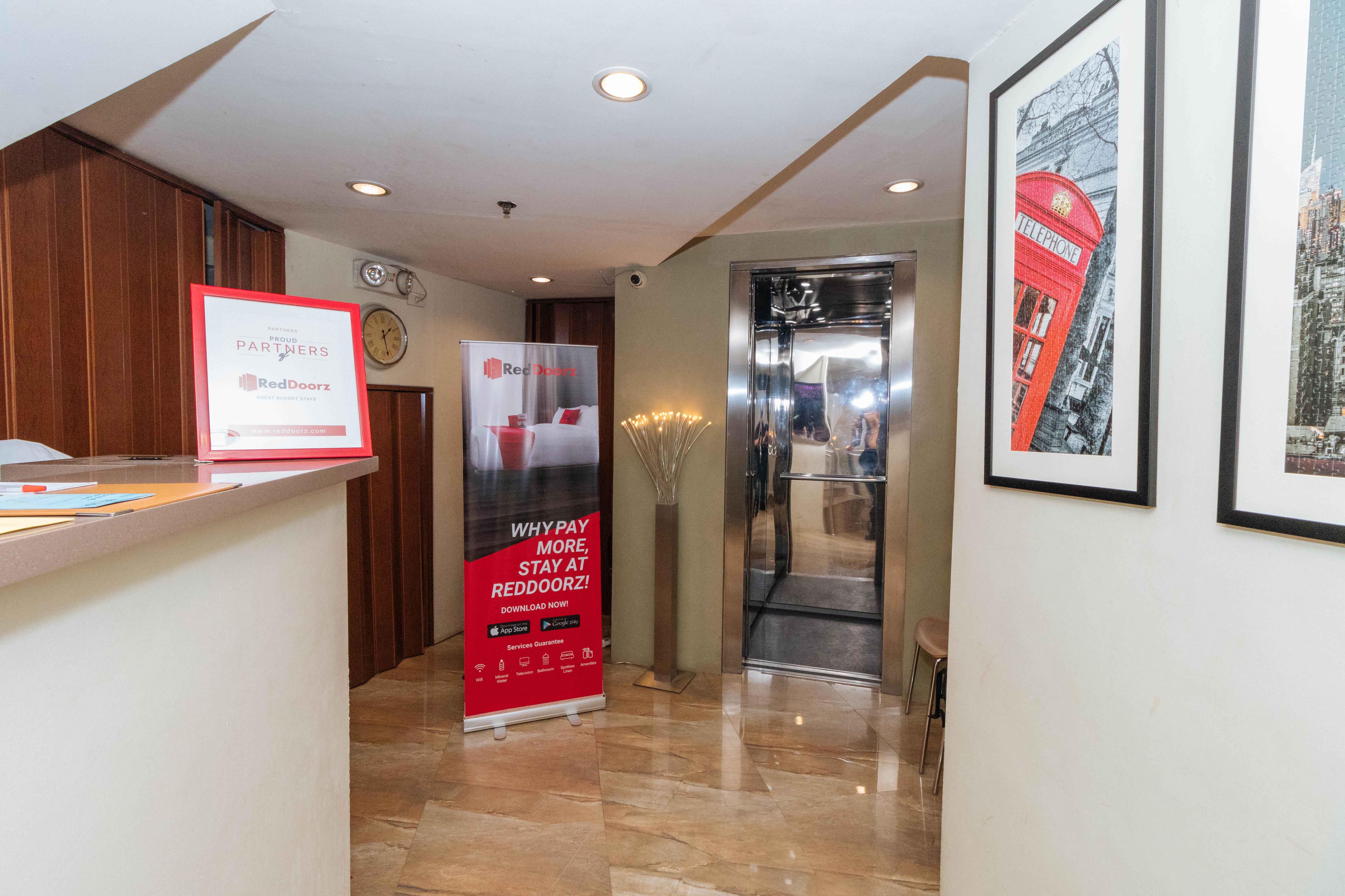 Reddoorz At Hotel Rosemarie Pasay Buitenkant foto